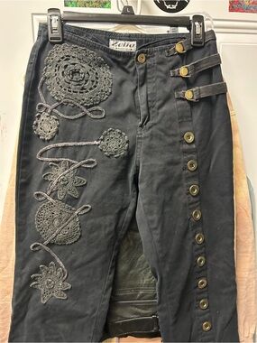 Vintage Boho Crochet Applique Women’s Jeans – Black